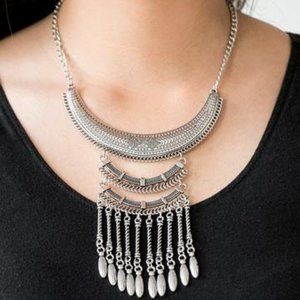 Paparazzi Eastern Empress Silver Necklace and Earring Set